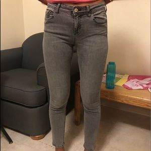 GREY ZARA DENIM JEANS
